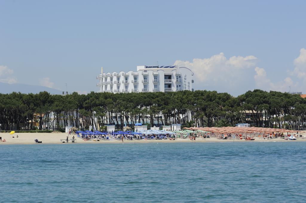 Hotel Lido Alba Adriatica Exteriör bild